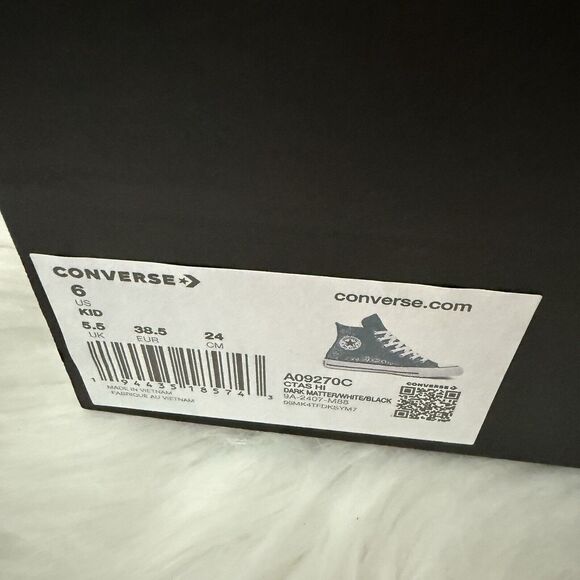 Converse Chuck Taylor All Star Hi Black/Silver/White Glitter Sneaker SZ 6 A09270 - Picture 11 of 11